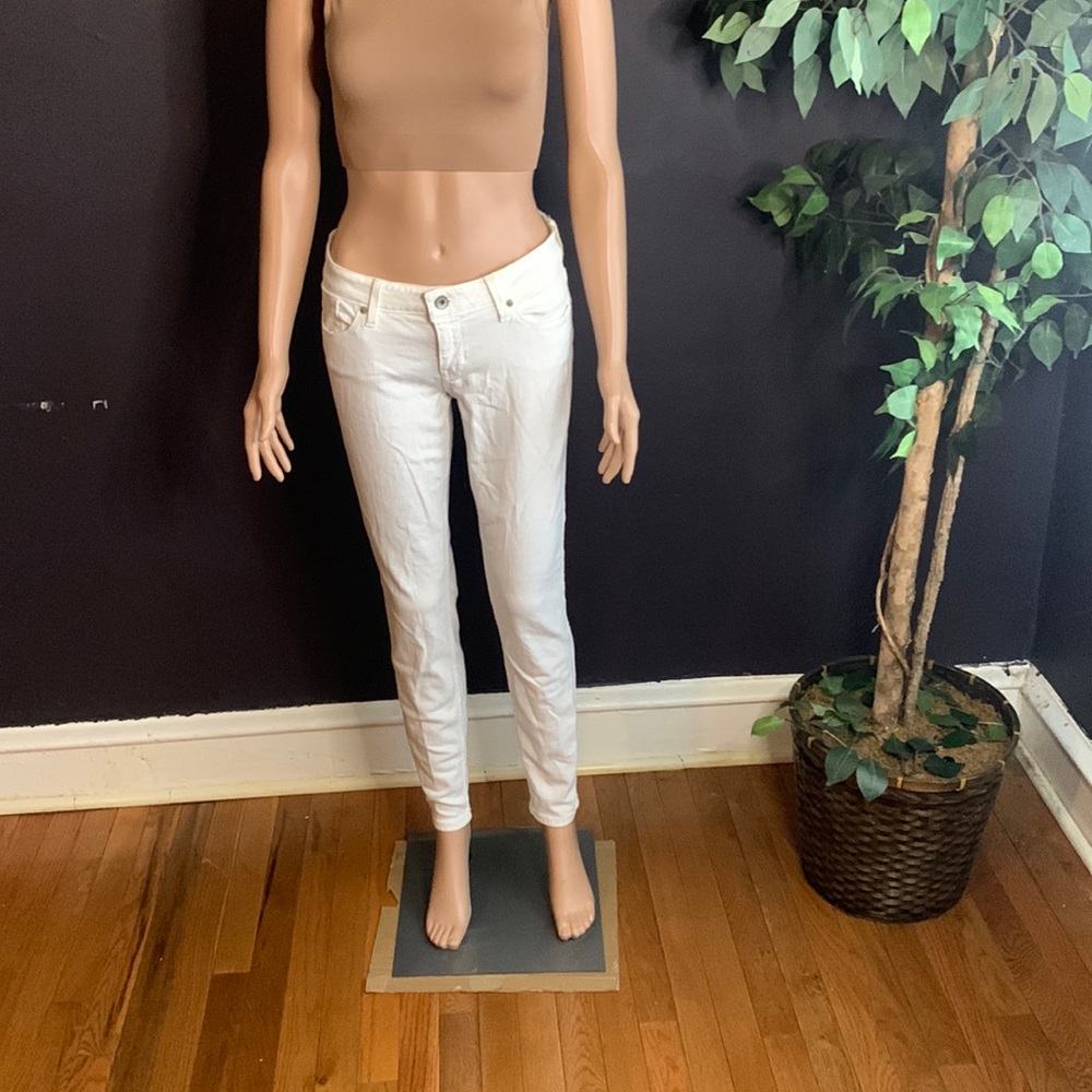 GUESS White Skinny Jeans - Size 28